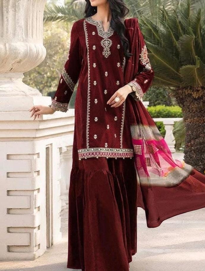 3 Piece - Embroidered Lawn Suit | Maria.B.